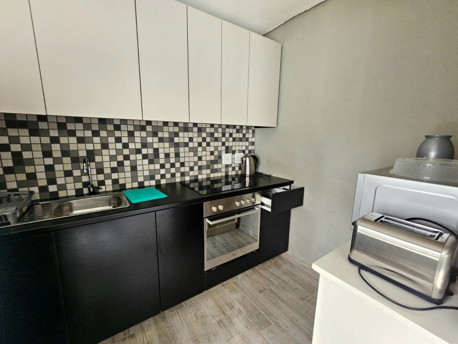 6 Bedroom Property for Sale in Malgas Western Cape